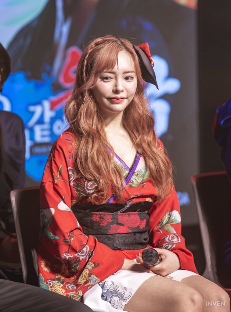 오구라유나